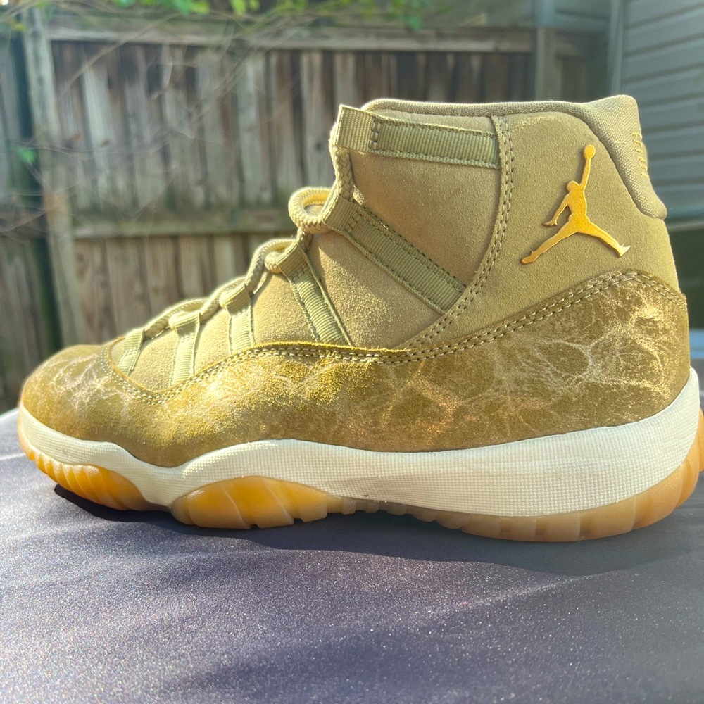 Jordan retro 11’s